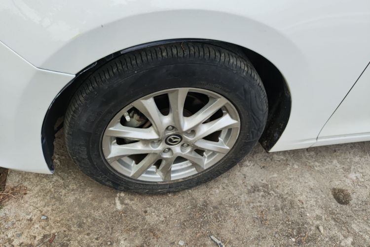 马自达3 昂克赛拉 2014款 三厢 1.5L 自动舒适型车身外观6007