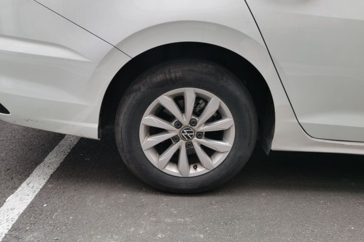 大众 宝来 2024款 200TSI DSG畅行版车身外观6008