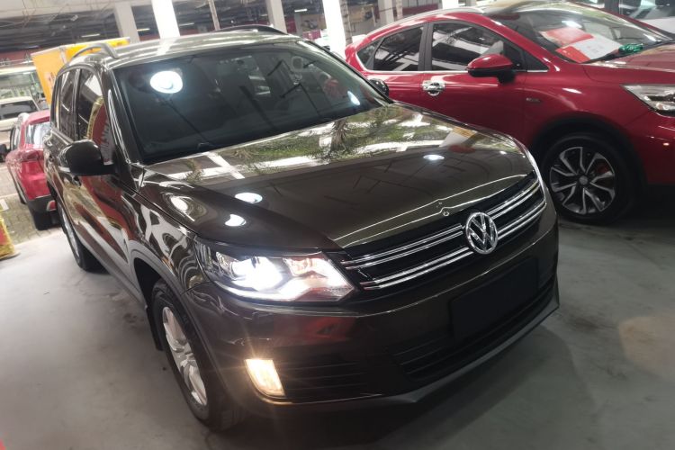 大众 途观 2015款 1.8TSI 自动两驱风尚版车身外观3