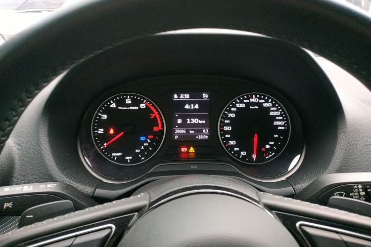 奥迪Q2L 2022款 35 TFSI 进取致雅型中控内饰14