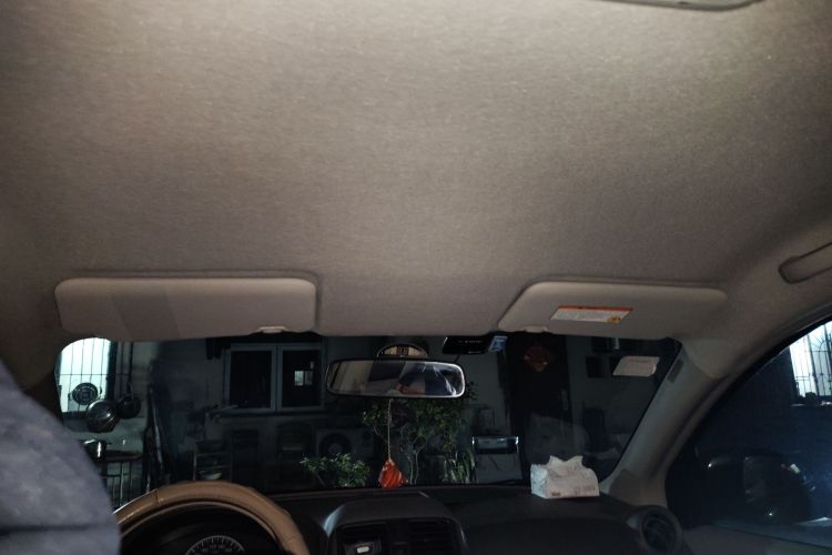 日产 阳光 2011款 1.5XE CVT舒适版局部细节22