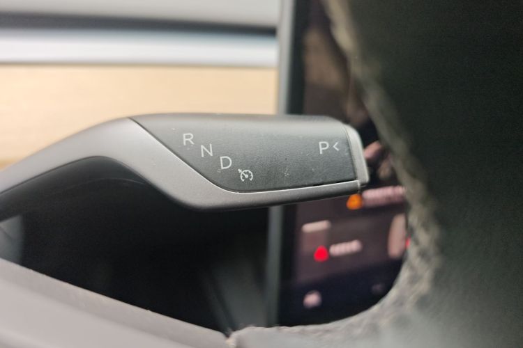 特斯拉 Model Y 2022款 后轮驱动版局部细节18