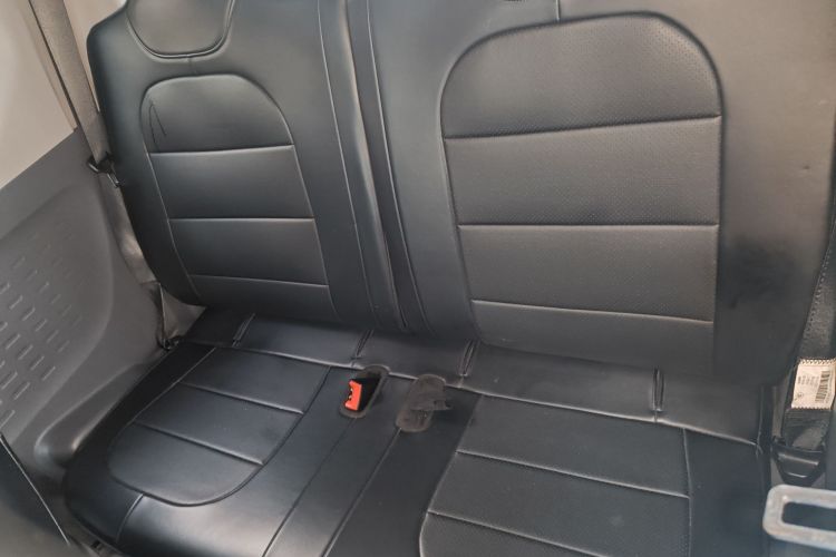 五菱汽车 宏光MINIEV 2021款 马卡龙臻享款 磷酸铁锂中控内饰21