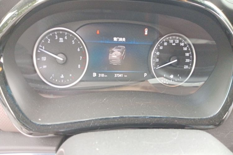 别克GL8 2023款 陆上公务舱 舒适型中控内饰15