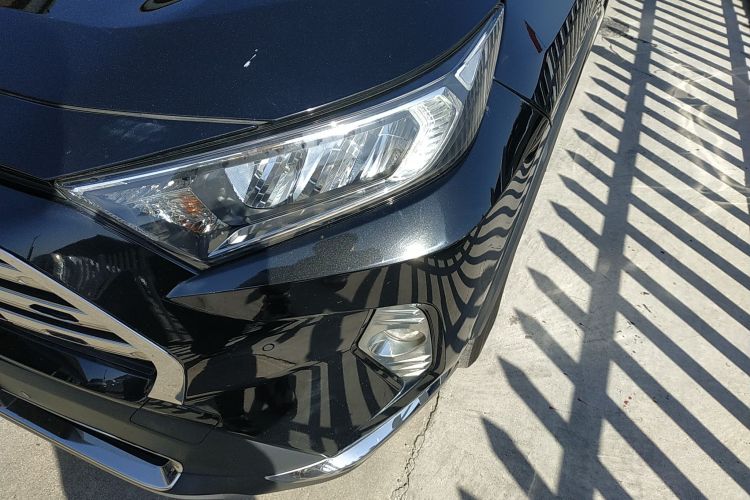 丰田 RAV4荣放 2020款 双擎  2.5L E-CVT两驱精英版局部细节36