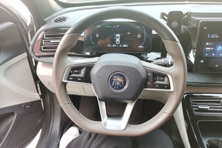 比亚迪 秦PLUS 2023款 冠军版 DM-i 55KM领先型局部细节13