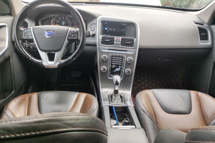 沃尔沃XC60(进口) 2014款 改款 T5 智雅版中控内饰12