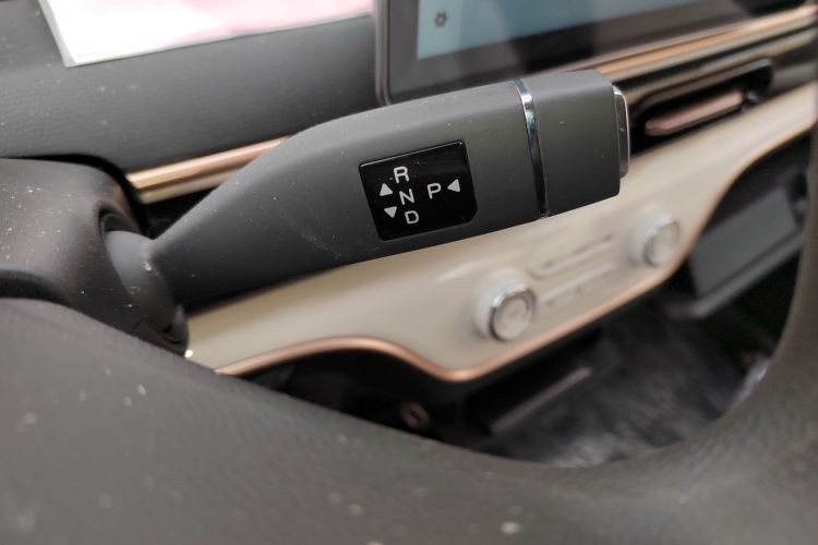 凯翼拾月 2026款 Mate 300km 宁德踏浪版中控内饰18