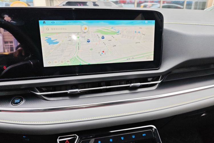 福特 领睿新能源 2025款 尊领型PLUS中控内饰16