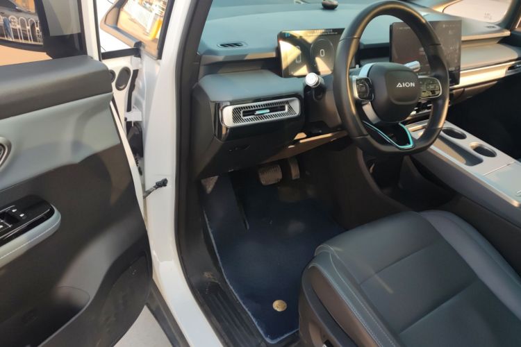 埃安 AION Y 2023款 Younger 星耀版中控内饰20