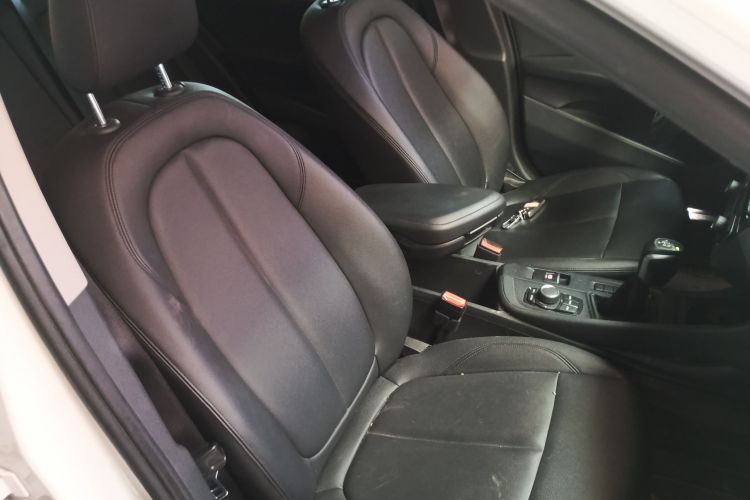 宝马X1 2018款 sDrive20Li 领先型局部细节41