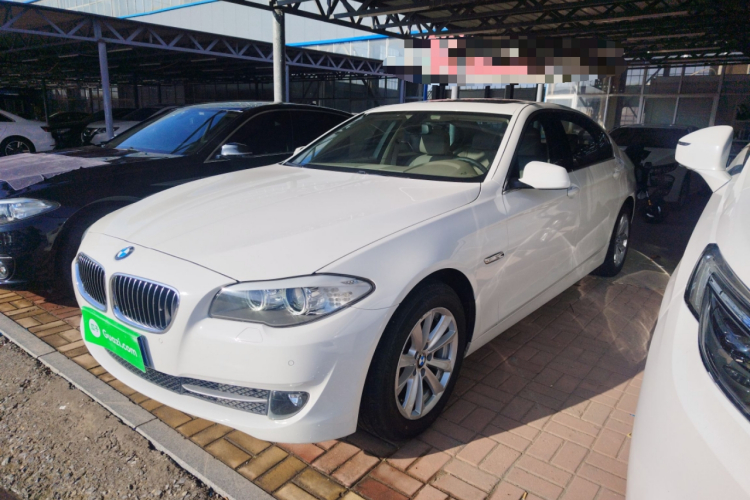 宝马5系 2013款 525Li 豪华型车身外观4