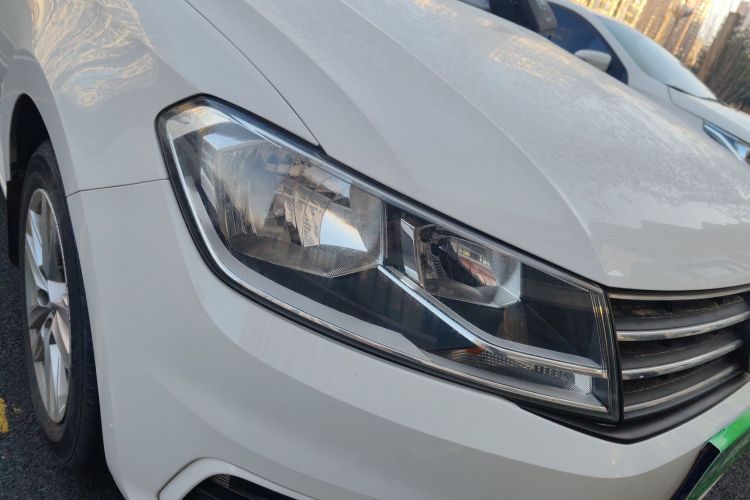 大众 桑塔纳 2016款 1.6L 自动舒适版车身外观8