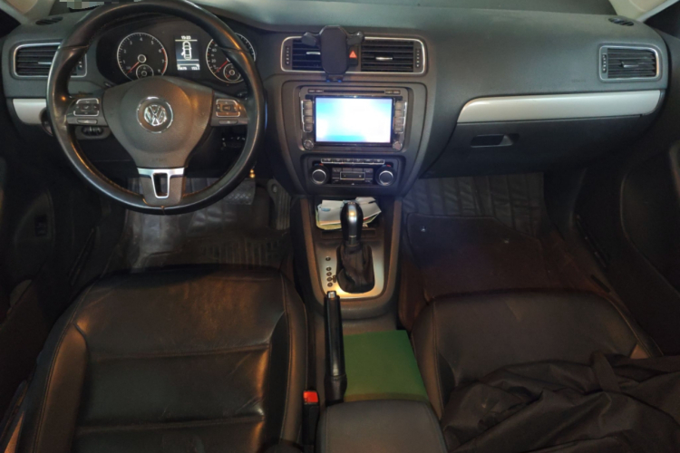 大众 速腾 2014款 改款 1.4TSI 自动豪华型中控内饰12