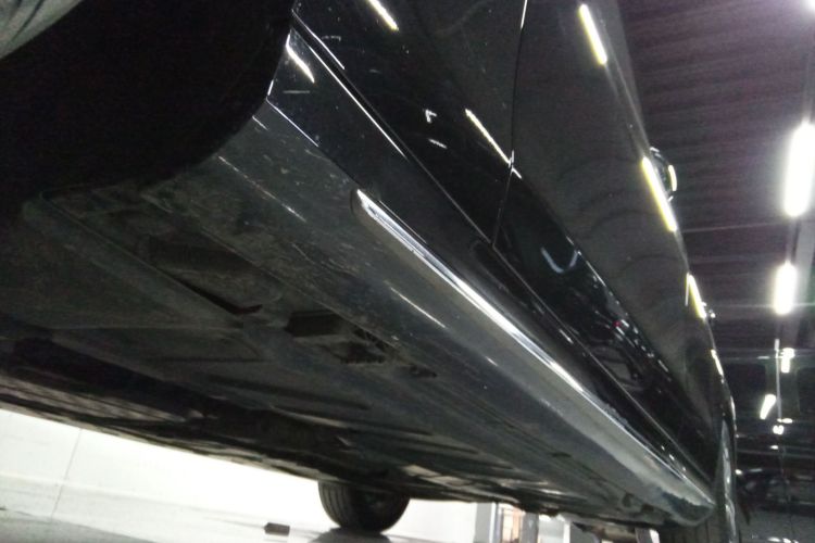 奔驰E级 2021款 改款 E 260 L 运动型局部细节9002