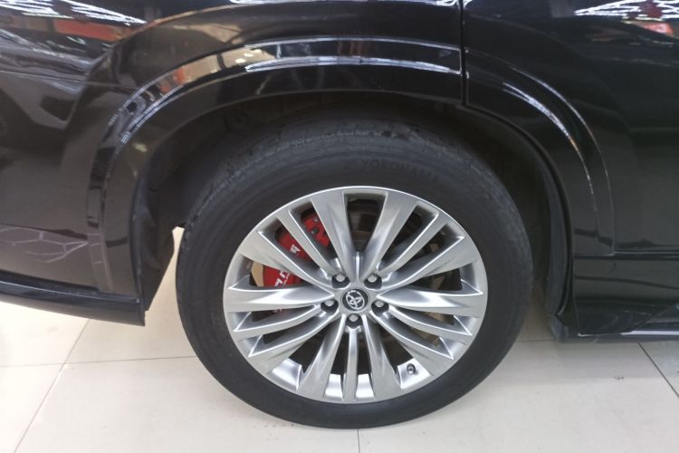 丰田 汉兰达 2022款 双擎 2.5L 四驱尊贵版 7座车身外观6008