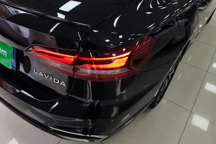 大众 朗逸 2024款 300TSI DSG星空满逸版车身外观9