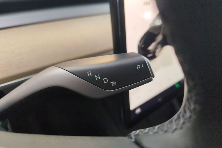 特斯拉 Model Y 2022款 改款 后轮驱动版局部细节18