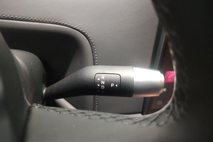 理想汽车 理想L8 2025款 Max 智能焕新版局部细节18