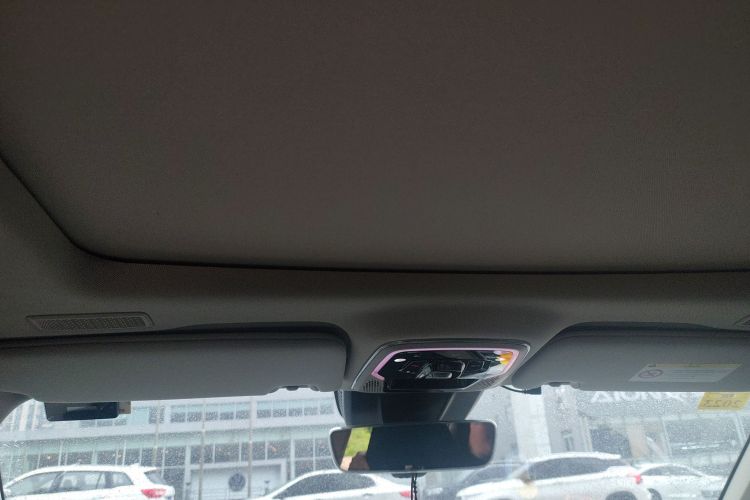 领克01 2021款 2.0TD 两驱型Pro中控内饰22