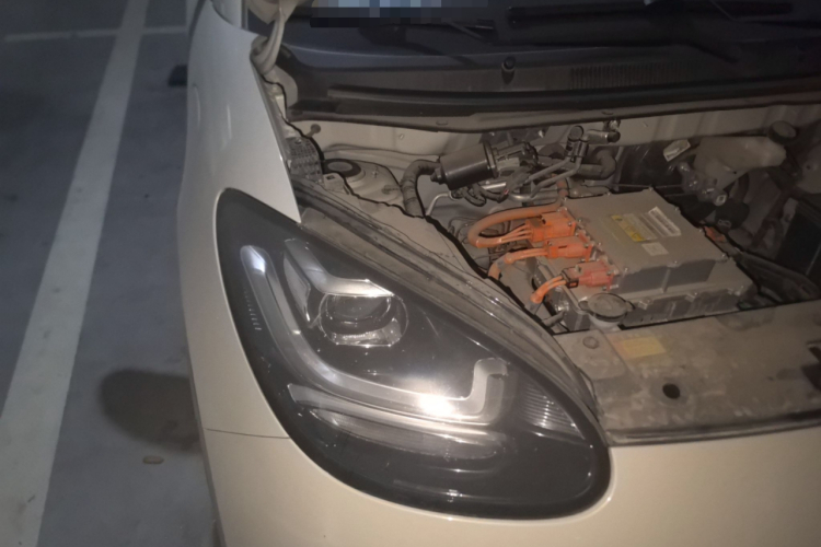 五菱汽车 五菱缤果 2023款 203km 轻享款局部细节9006