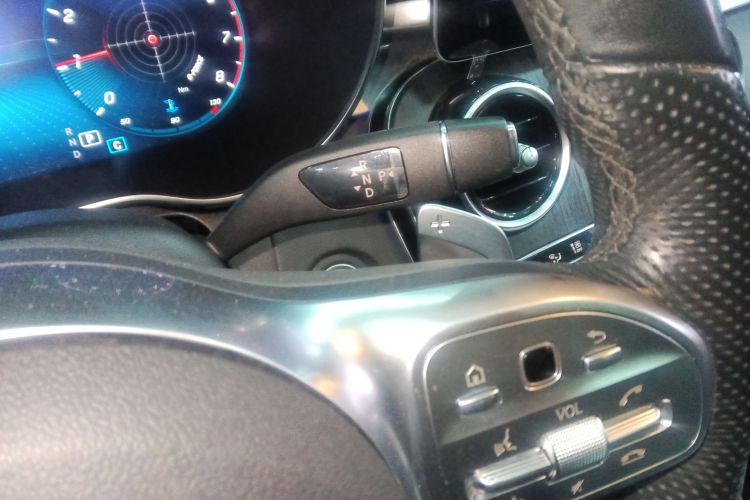 奔驰C级 2021款 C 200 L 时尚型运动版局部细节18