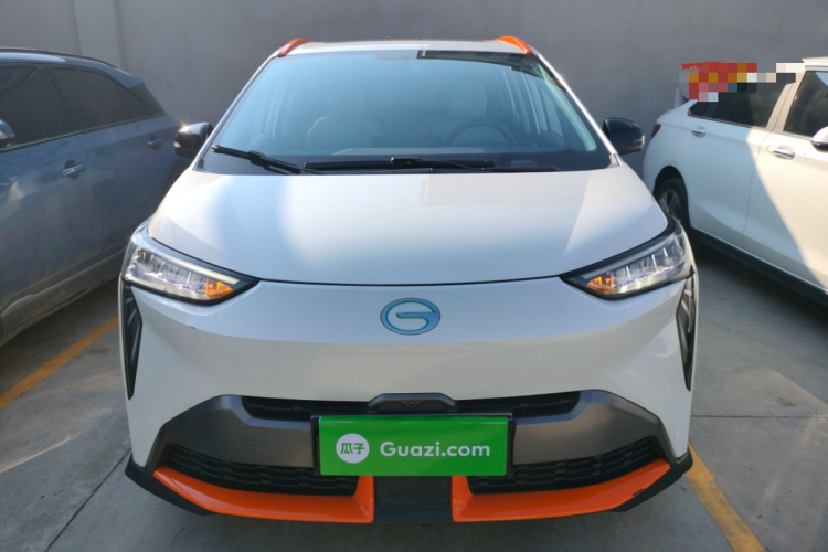 埃安 AION Y 2022款 70 智领版 磷酸铁锂车身外观2