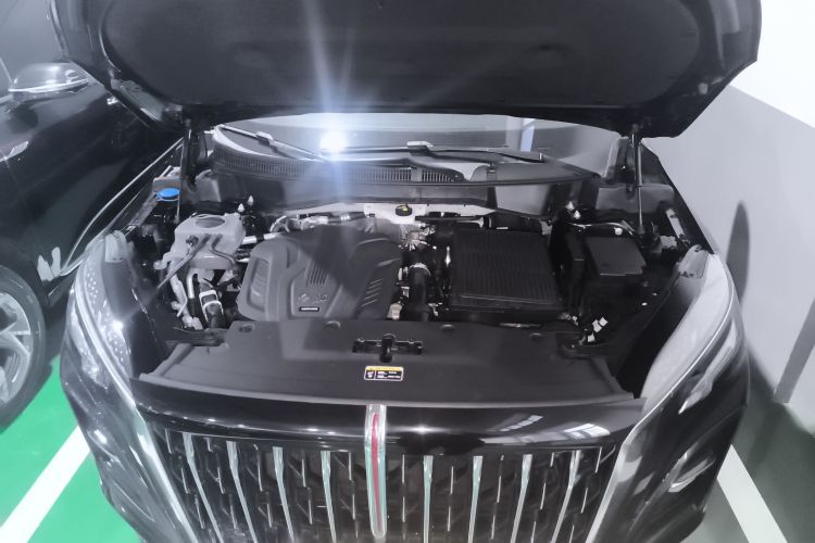 红旗HS3 PHEV 2024款 PHEV 115km 劲为版机舱底盘24