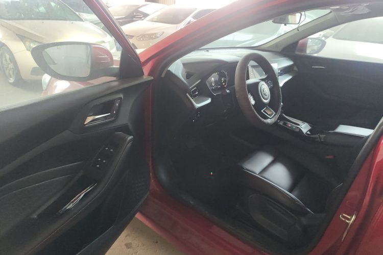 名爵 MG5 2022款 180DVVT CVT青春豪华版中控内饰20