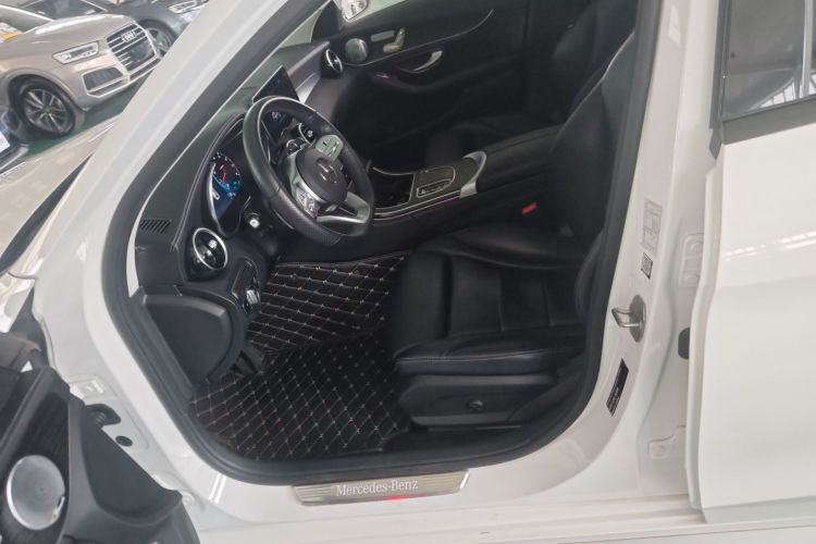 奔驰C级 2021款 C 260 L 运动星耀臻藏版中控内饰19