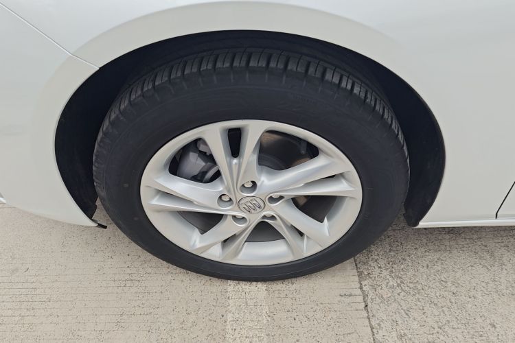 别克 君威 2024款 25T 超享版车身外观6007