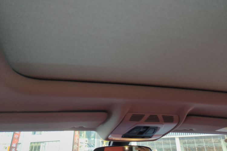 宝马X2 2022款 sDrive25i M运动套装局部细节22