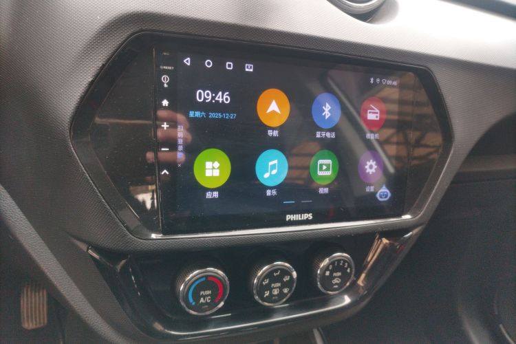 东南DX3 2016款 1.5L 手动豪华型中控内饰16