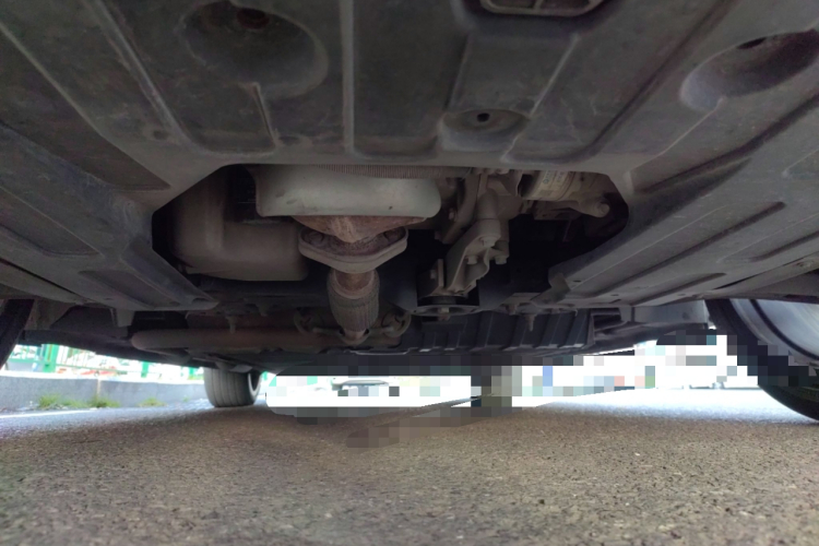 深蓝汽车 深蓝S07 2023款 200Max增程版局部细节9008