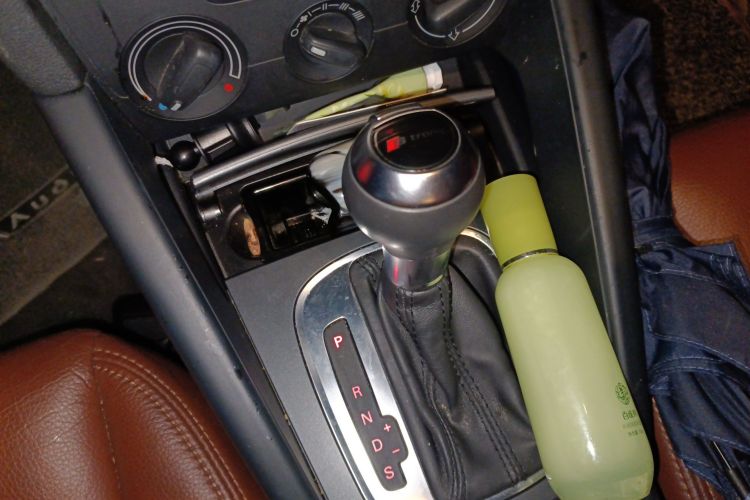 奥迪A3(进口) 2012款 Sportback 1.4T 技术型中控内饰18