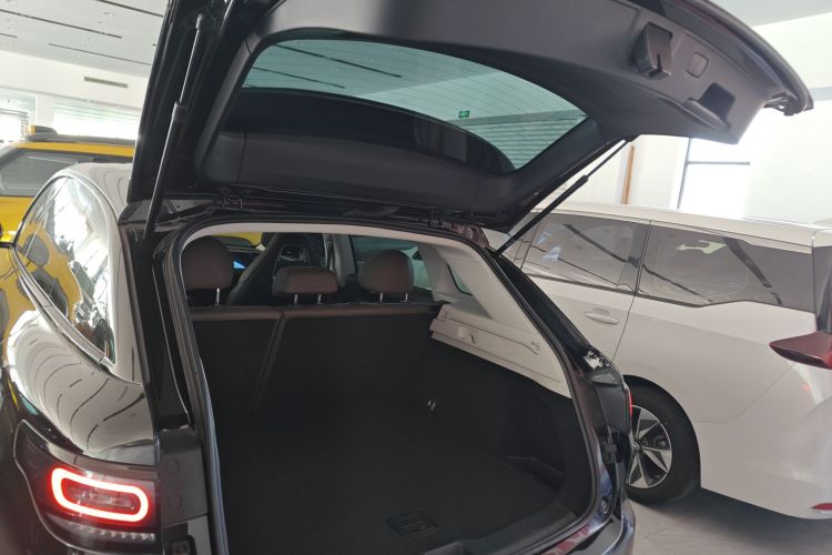 零跑汽车 零跑C11 2023款 增程 285舒享版机舱底盘23