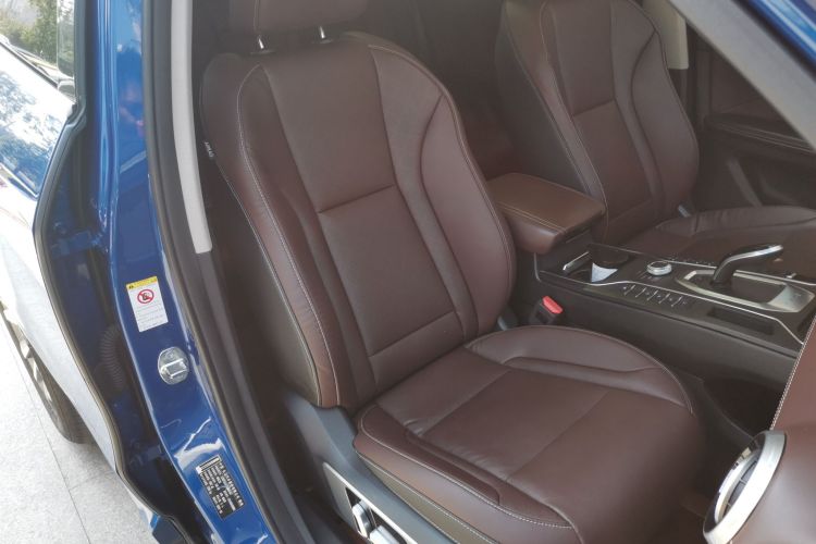 魏牌 VV6 2018款 2.0T 两驱超豪型 国V局部细节41