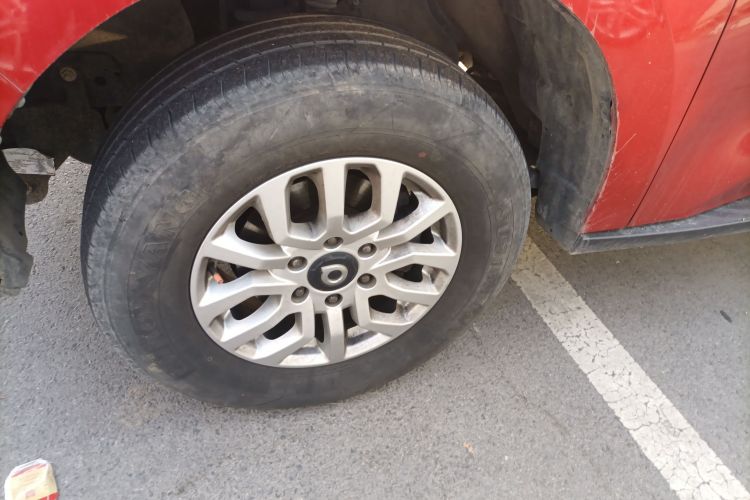 长城 炮 2019款 2.0T商用版手动柴油两驱精英型长箱GW4D20M车身外观6007