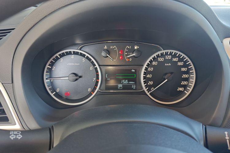 日产 轩逸 2024款 改款二 经典 1.6XL CVT豪华版局部细节14