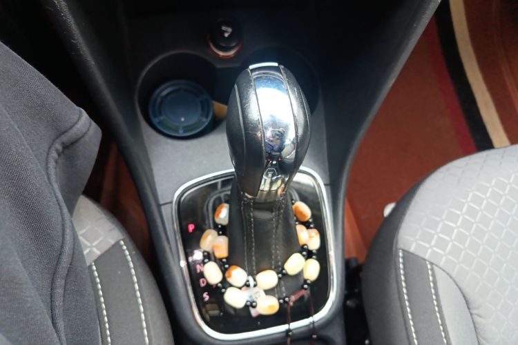 大众 2016款 1.6L Cross Polo 自动中控内饰18