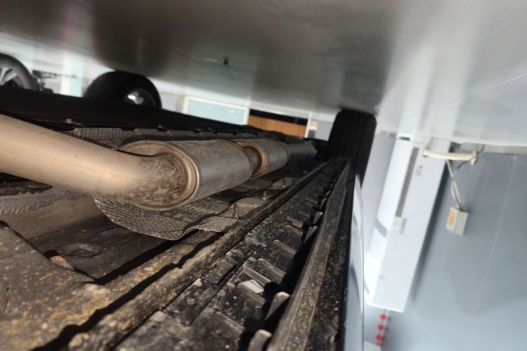 红旗HS3 PHEV 2024款 PHEV 115km 劲为版局部细节9001