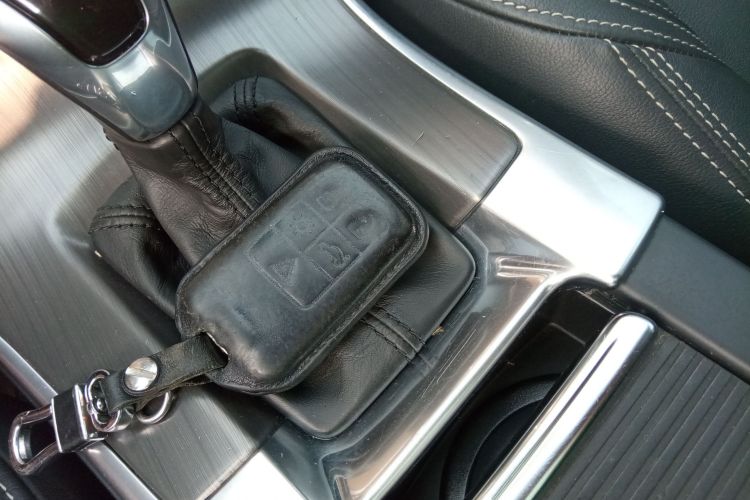 沃尔沃XC60 2015款 T5 AWD 智远版中控内饰11