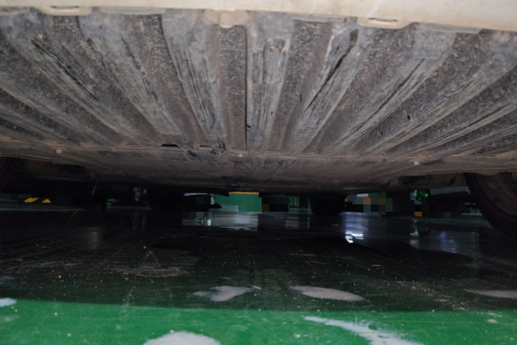 奔驰C级 2023款 改款 C 260 L 运动版局部细节9005