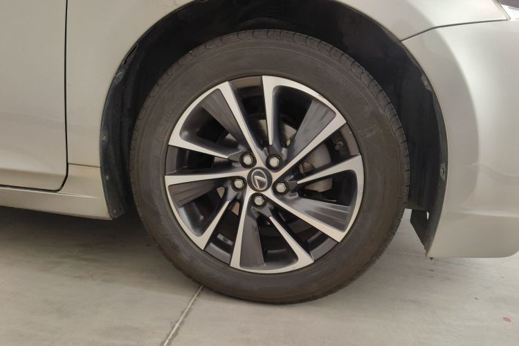 雷克萨斯CT 2017款 CT200h 精英版 单色 国V车身外观6007