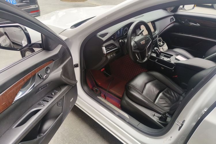 凯迪拉克CT6 2021款 28T 精英型中控内饰20