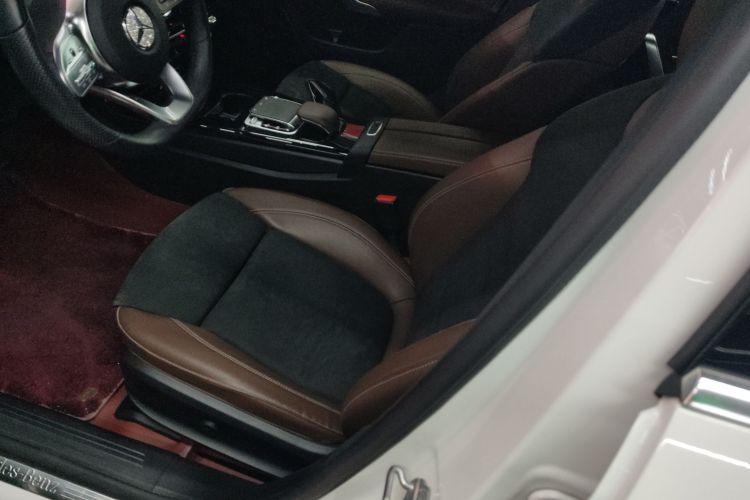 奔驰A级 2019款 A 200 L 运动轿车中控内饰19