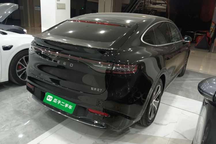 鸿蒙智行 智界R7 2024款 纯电 736km UItra车身外观6005