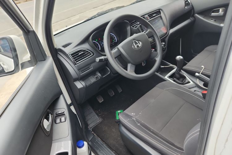 长安凯程 2017款 1.5L欧诺S超值型EA15-AB中控内饰20