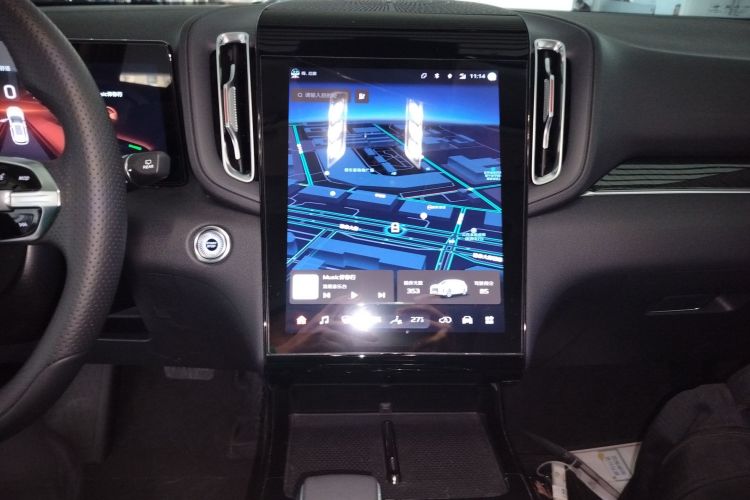 红旗HS3 PHEV 2024款 PHEV 115km 劲为版中控内饰16