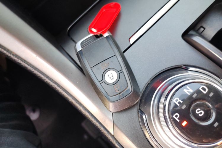 福特 蒙迪欧 2018款 EcoBoost 180 智控时尚型 国V中控内饰11